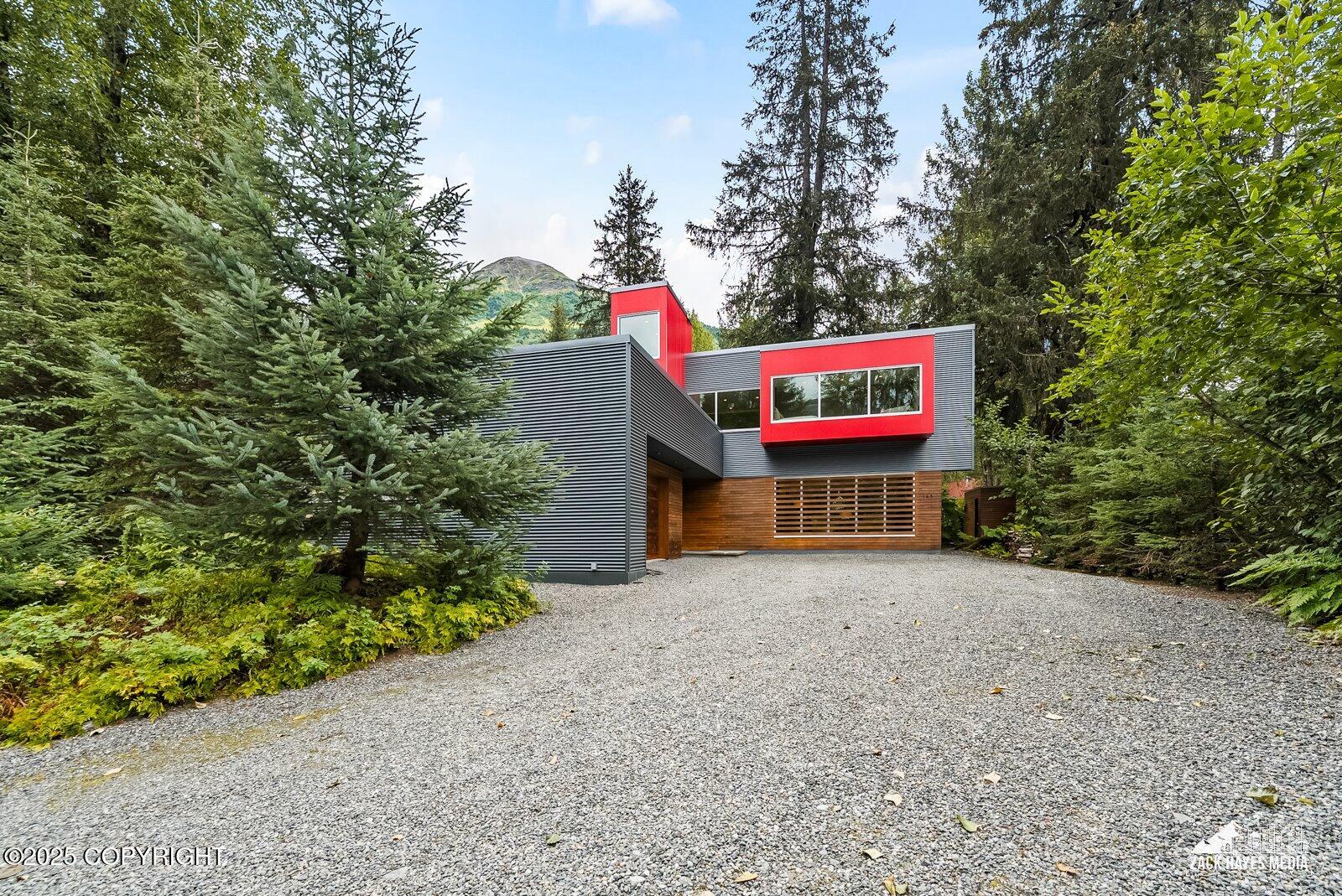165 Davos Road