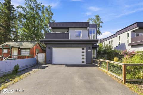 Photo of 3302 Lois Drive, Anchorage, AK 99517 (MLS # 26-10867)