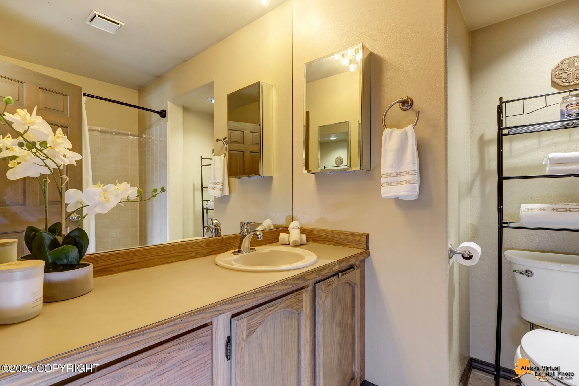 2041 Washington Avenue, Anchorage, Alaska image 30