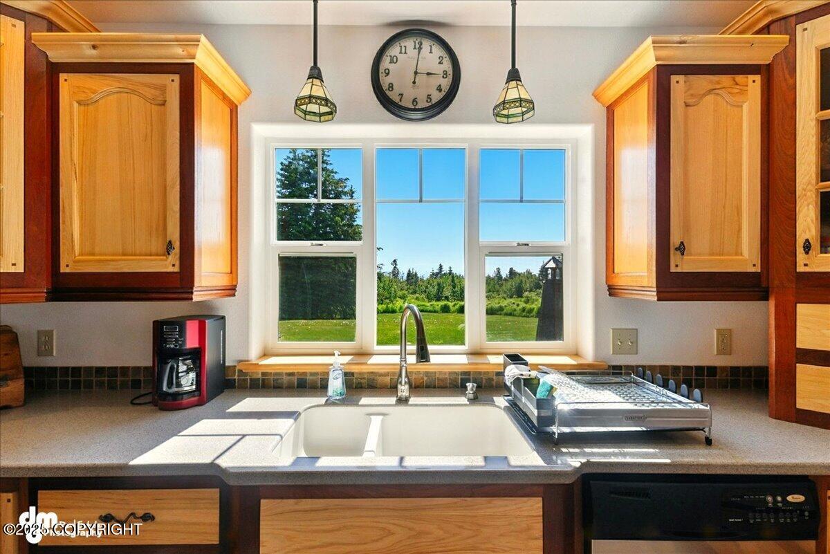 Homer, Alaska 99603, United States, 4 Bedrooms Bedrooms, ,3 BathroomsBathrooms,Residential,Active,152026