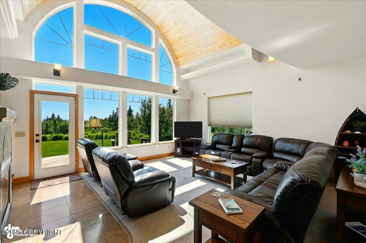 Homer, Alaska 99603, United States, 4 Bedrooms Bedrooms, ,3 BathroomsBathrooms,Residential,Active,152026