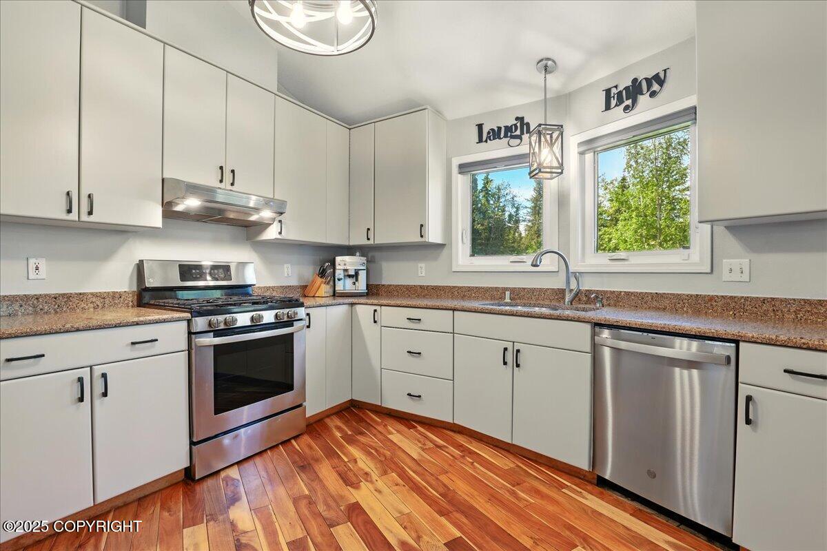 9701 Homestead Trail, Anchorage, Alaska image 37