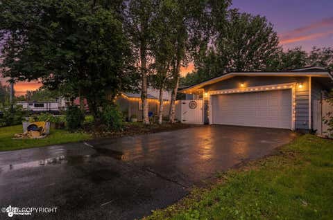 Photo of 4930 E 5th Avenue, Anchorage, AK 99508 (MLS # 26-9711)