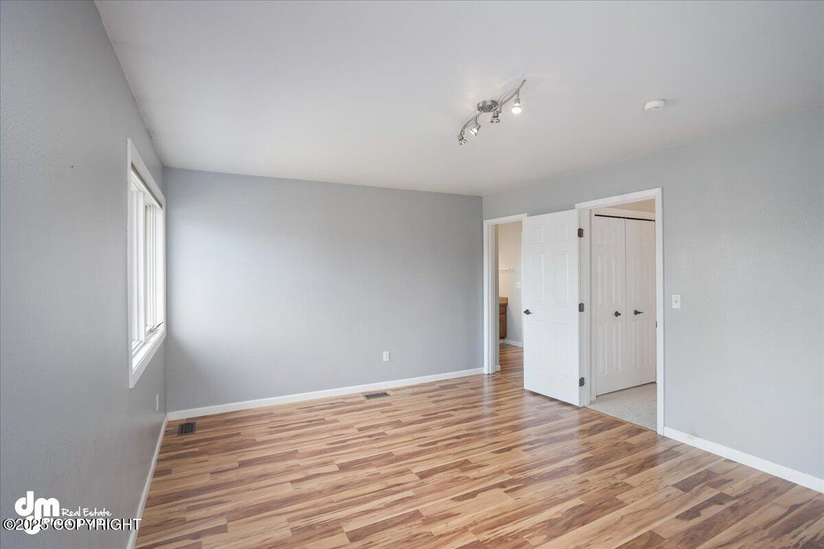 1917 Parkview Circle, Anchorage, Alaska image 30