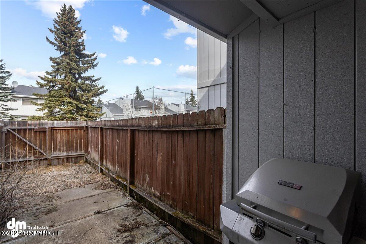 1917 Parkview Circle, Anchorage, Alaska image 38