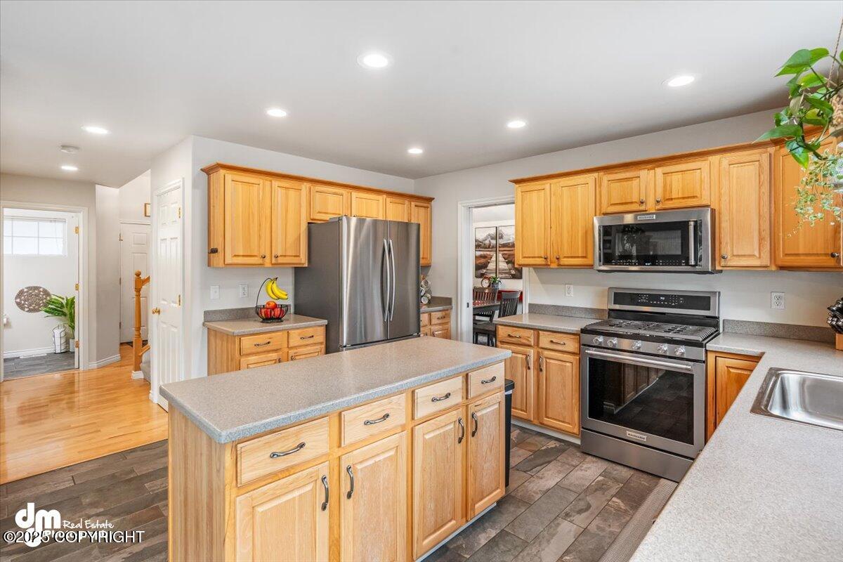 8709 Lassen Street, Eagle River, Alaska image 19