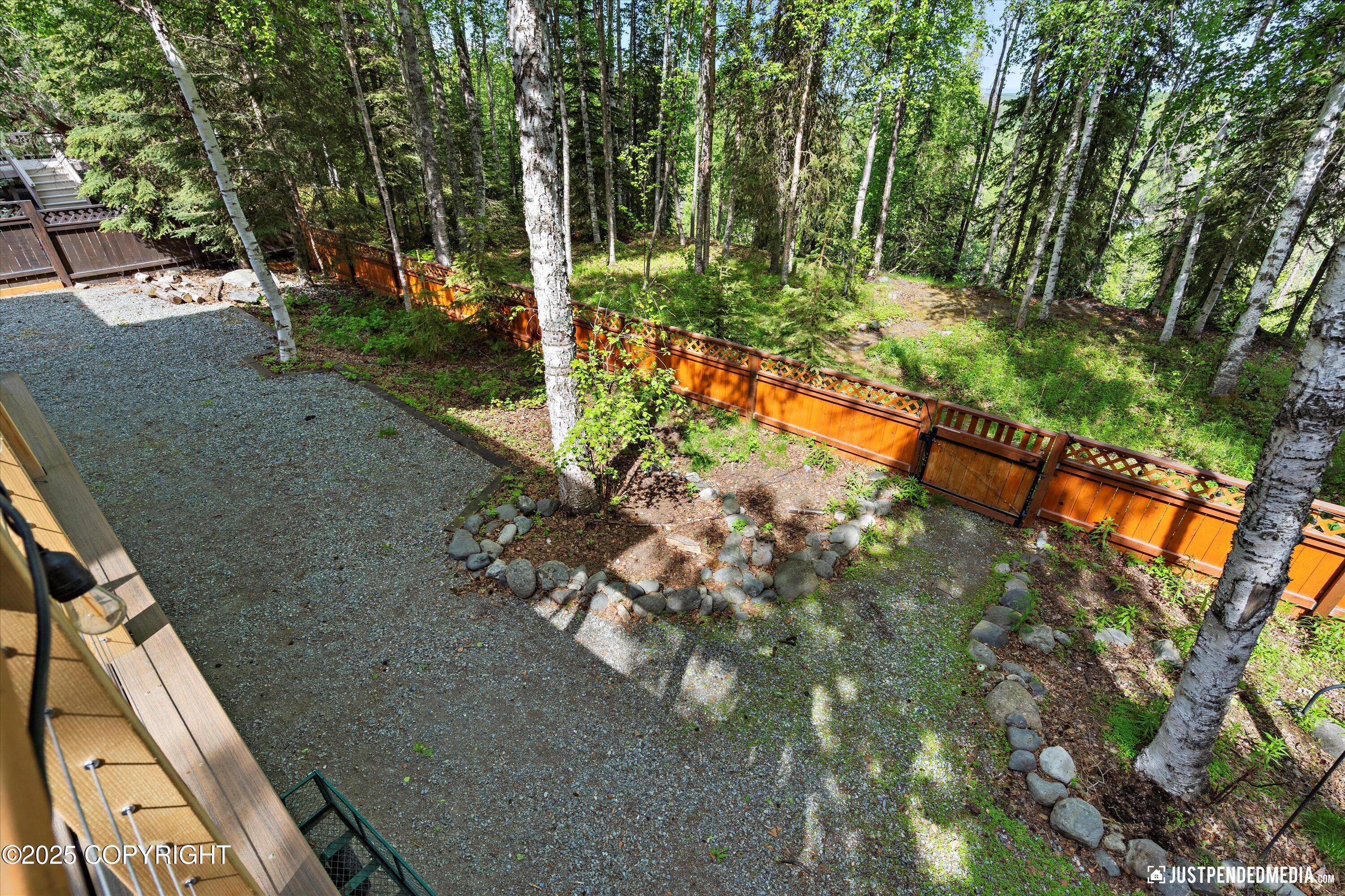 Eagle River, Alaska 99577, United States, 6 Bedrooms Bedrooms, ,4 BathroomsBathrooms,Residential,Active,141315