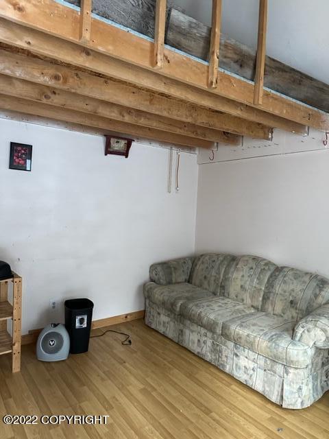 Cooper Landing, Alaska 99572, United States, 6 Bedrooms Bedrooms, ,2 BathroomsBathrooms,Residential,Pending,74086