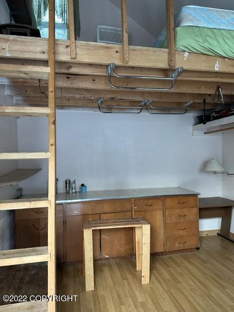 Cooper Landing, Alaska 99572, United States, 6 Bedrooms Bedrooms, ,2 BathroomsBathrooms,Residential,Pending,74086