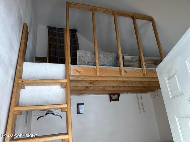 Cooper Landing, Alaska 99572, United States, 6 Bedrooms Bedrooms, ,2 BathroomsBathrooms,Residential,Pending,74086