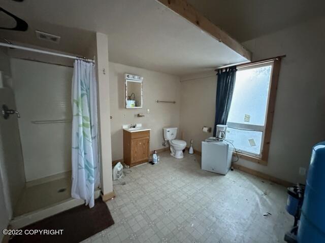 Cooper Landing, Alaska 99572, United States, 6 Bedrooms Bedrooms, ,2 BathroomsBathrooms,Residential,Pending,74086