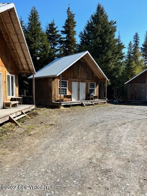Cooper Landing, Alaska 99572, United States, 6 Bedrooms Bedrooms, ,2 BathroomsBathrooms,Residential,Pending,74086