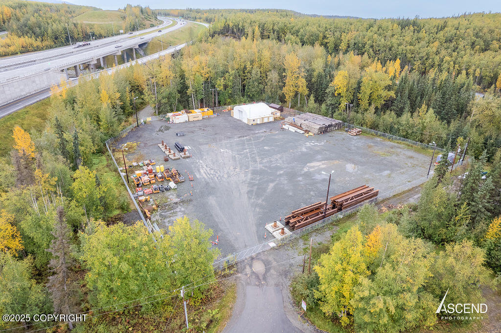 10204 Eagle View Drive, Eagle River, Alaska image 2