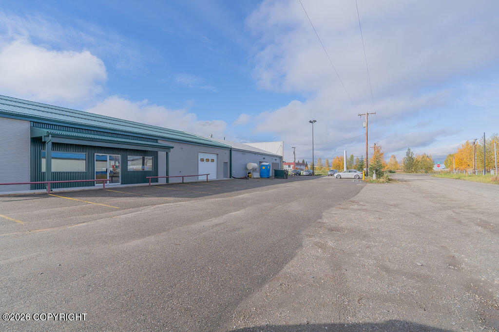 3225 S Cushman Street