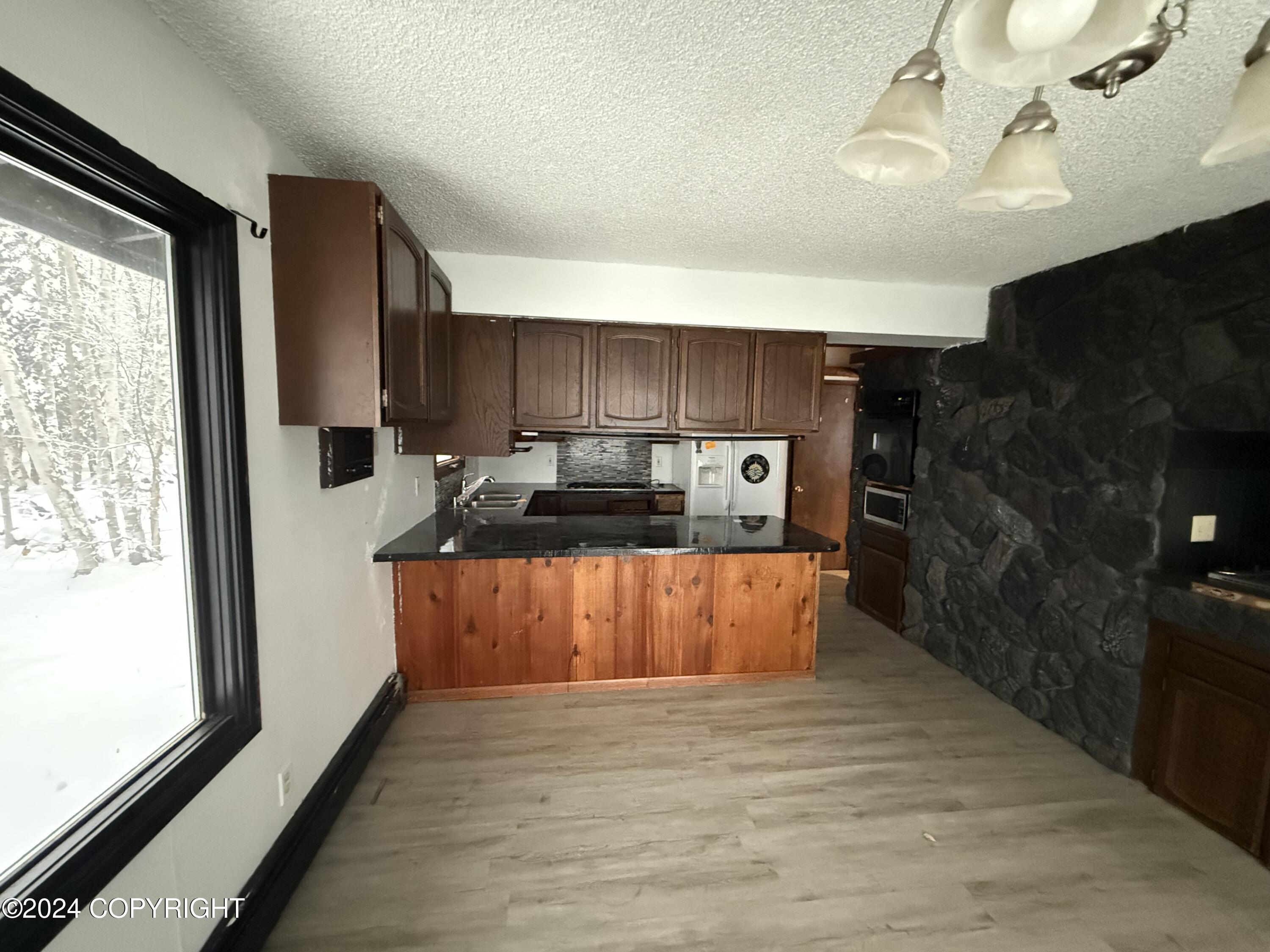 16760 N Eagle River Road, Eagle River, Alaska image 4
