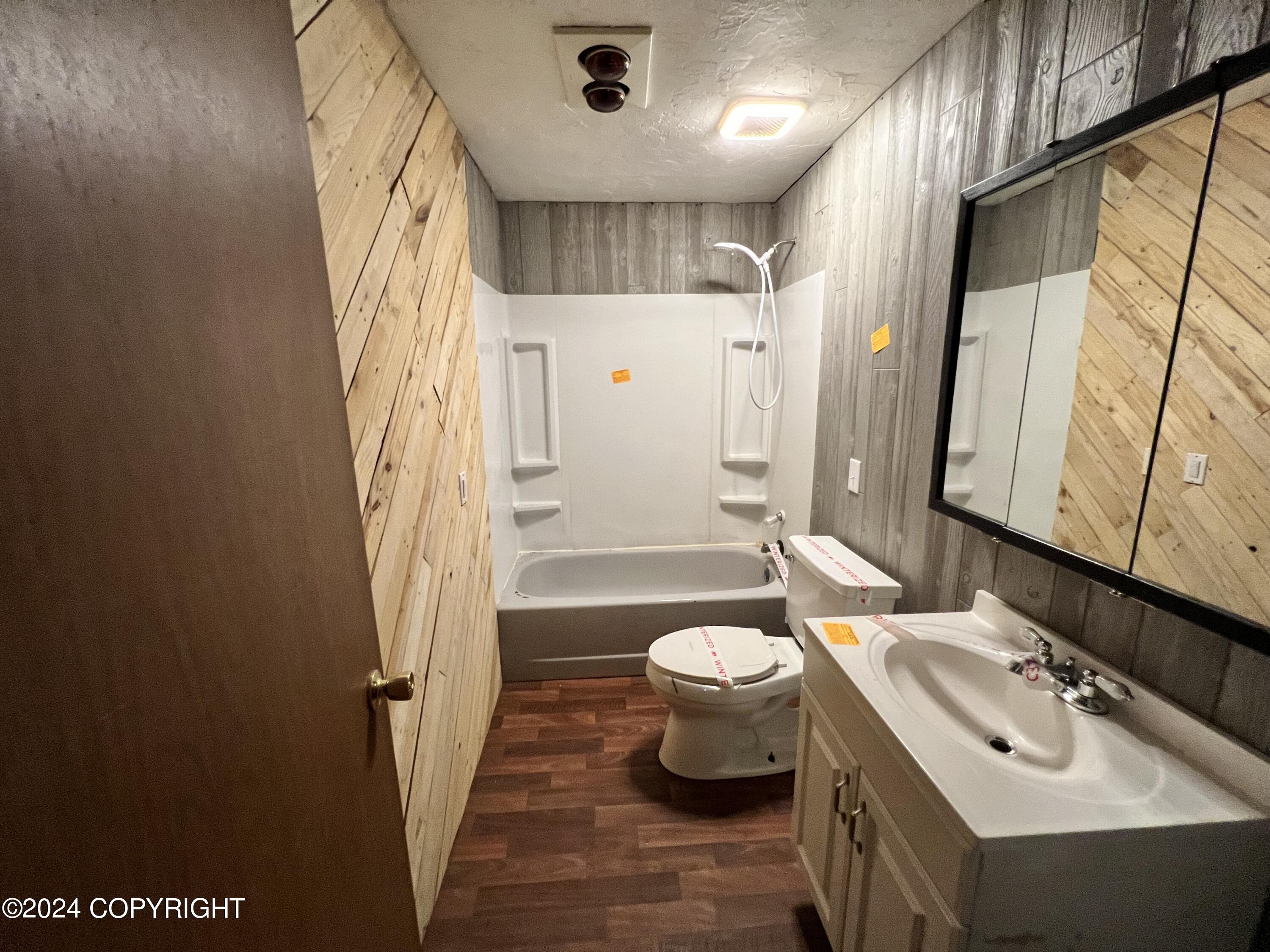 16760 N Eagle River Road, Eagle River, Alaska image 19