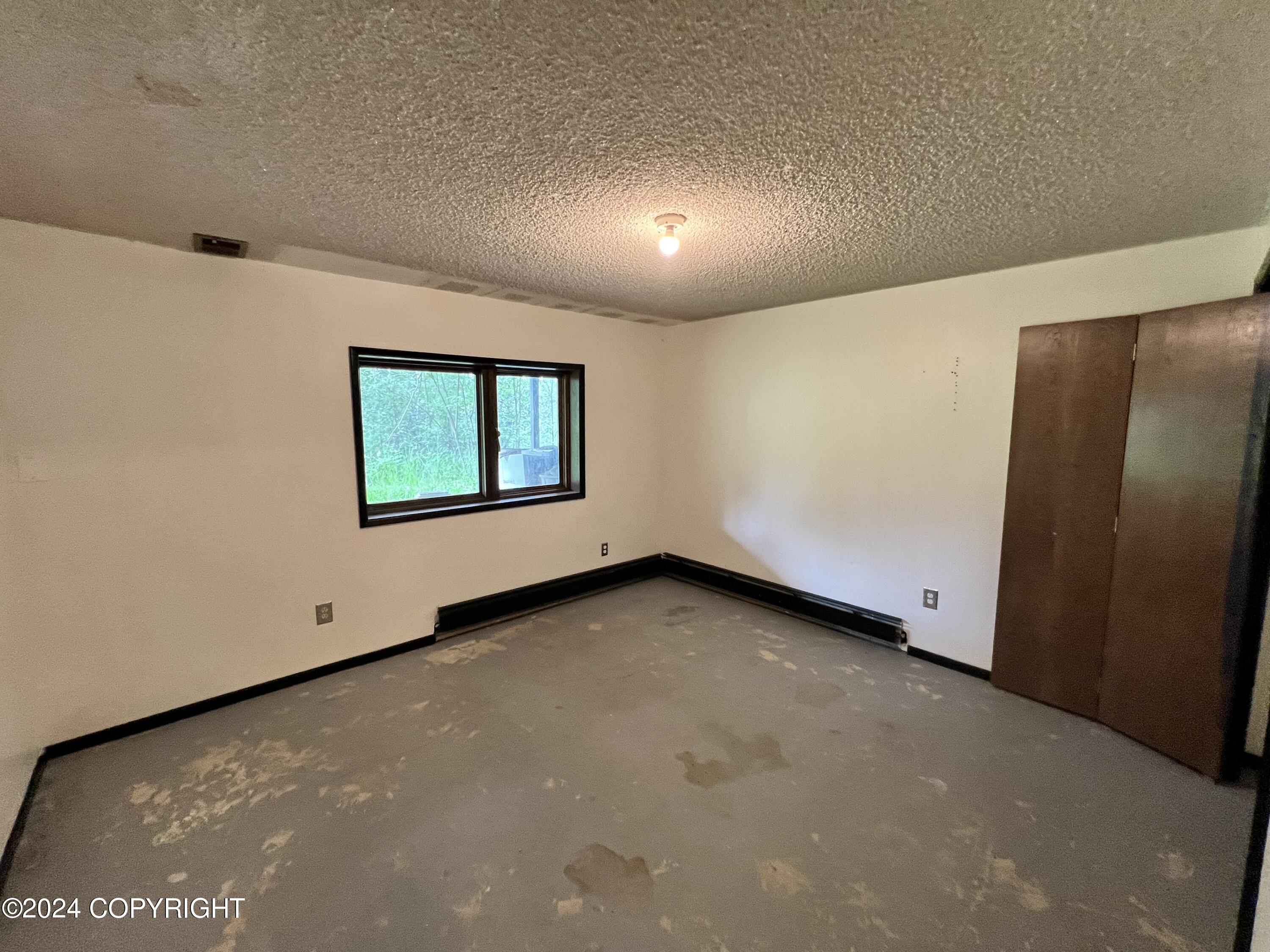 16760 N Eagle River Road, Eagle River, Alaska image 17