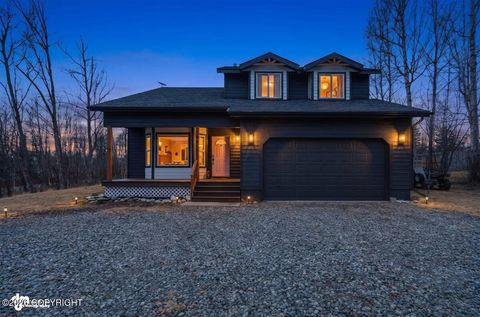 Photo of 431 E White Spruce Loop, Wasilla, AK 99654 (MLS # 26-4720)
