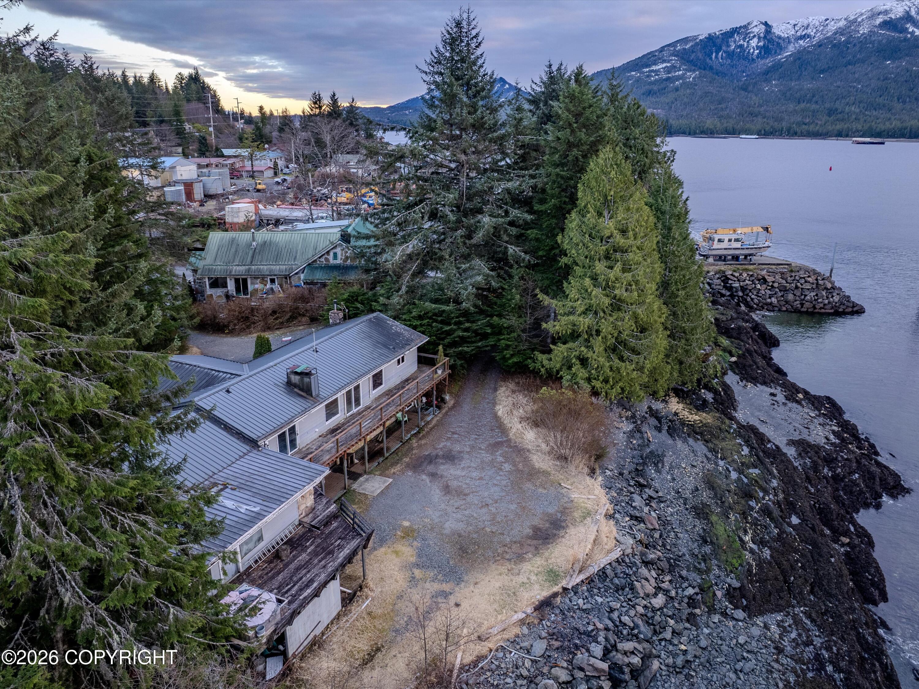 5581 N Tongass Highway