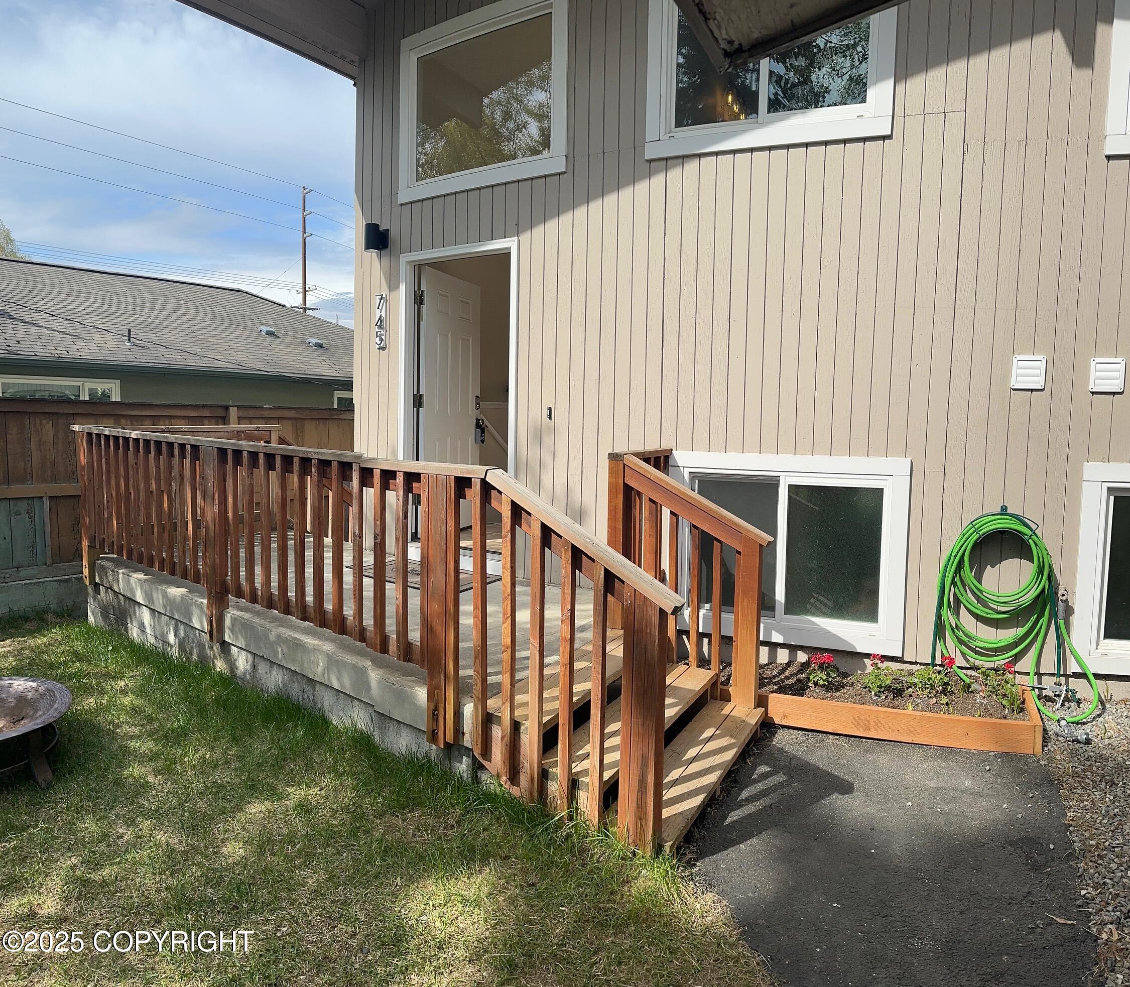 741 W 20th Avenue, Anchorage, Alaska image 2
