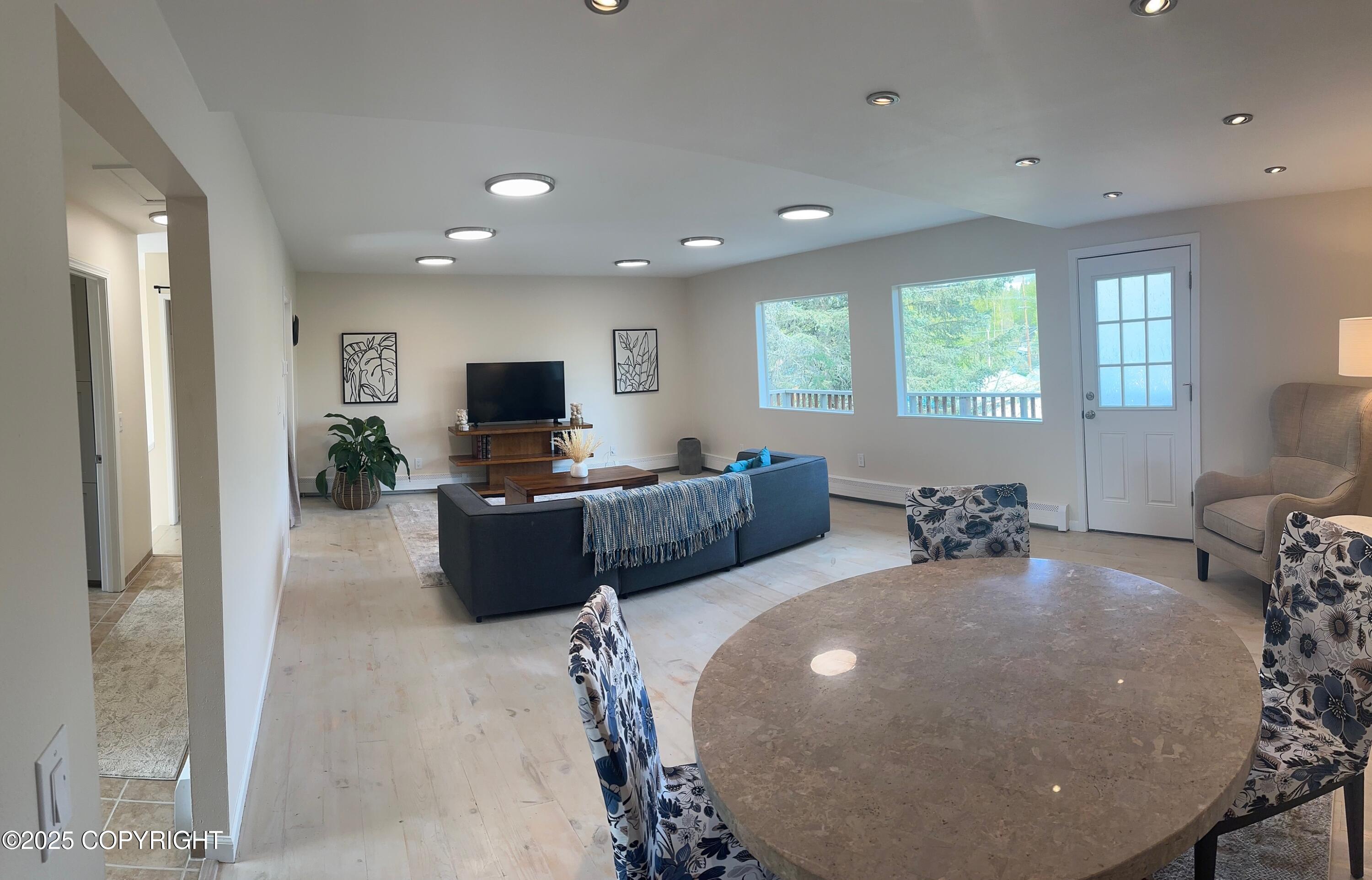 741 W 20th Avenue, Anchorage, Alaska image 6