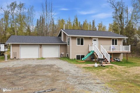 Photo of 6945 S Hallie Drive, Wasilla, AK 99623 (MLS # 26-5916)