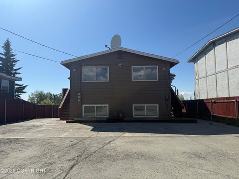 Homes For Sale - 519 S Bragaw Street<br/> Anchorage, AK 99508