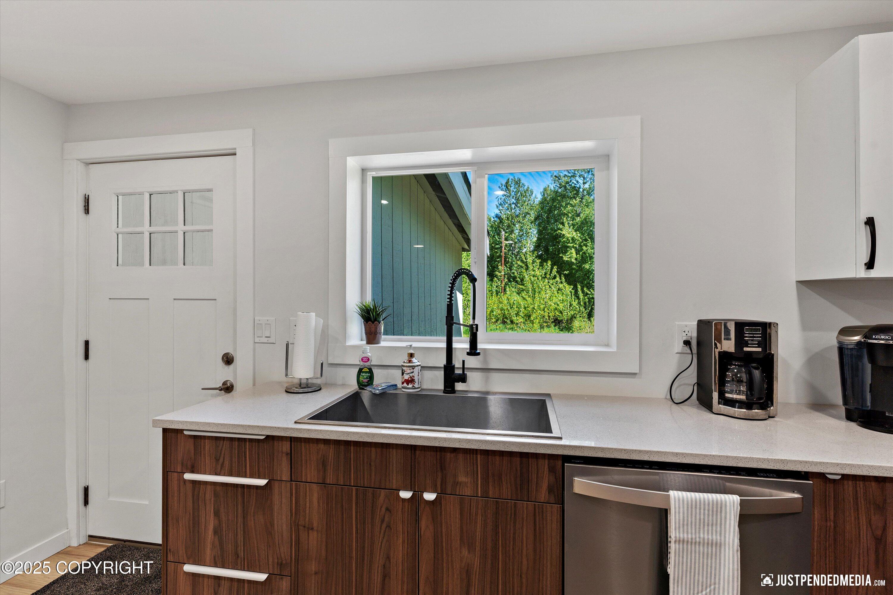 1551 S Oat Street, Wasilla, Alaska image 40