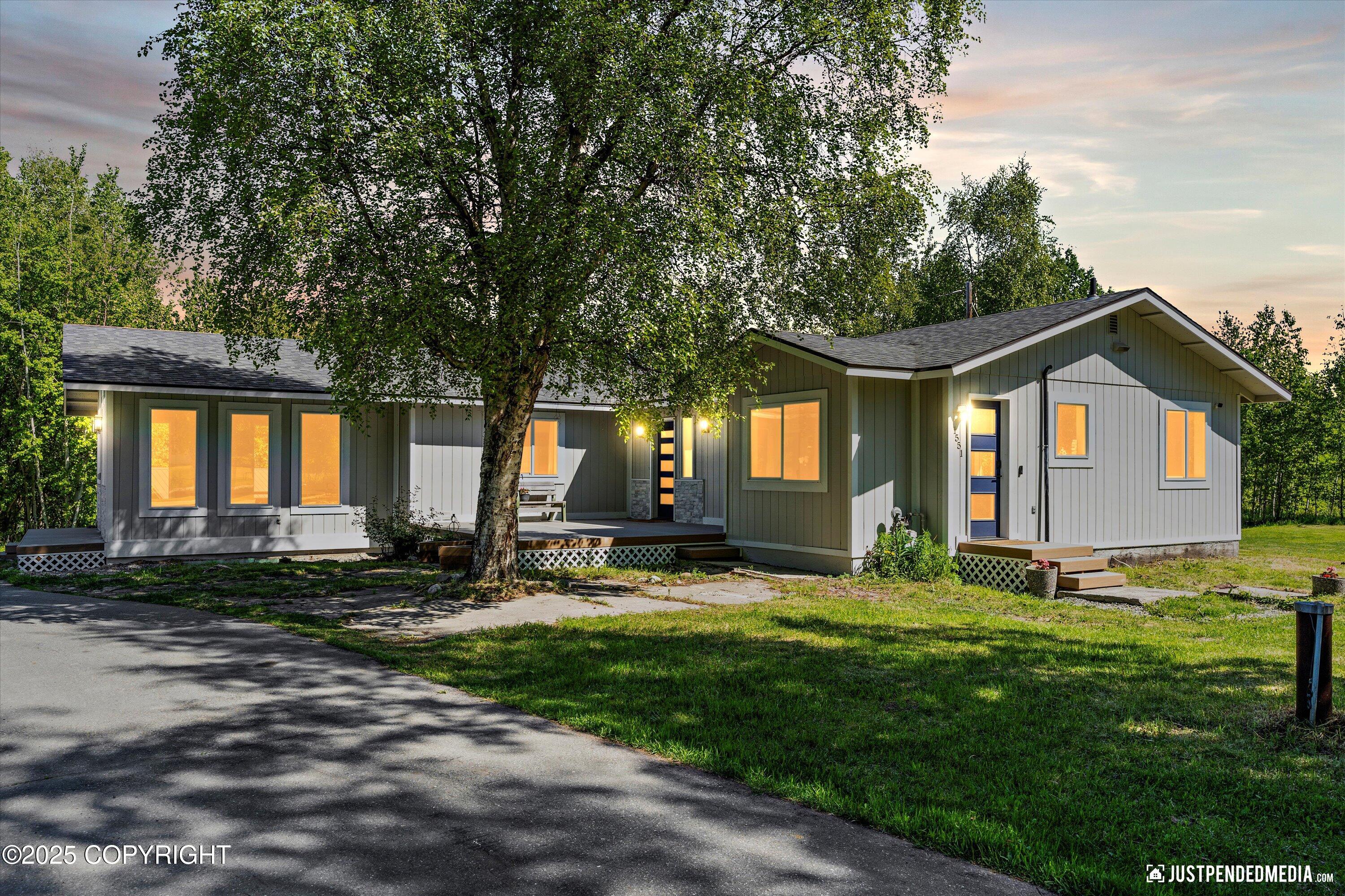 1551 S Oat Street, Wasilla, Alaska image 2