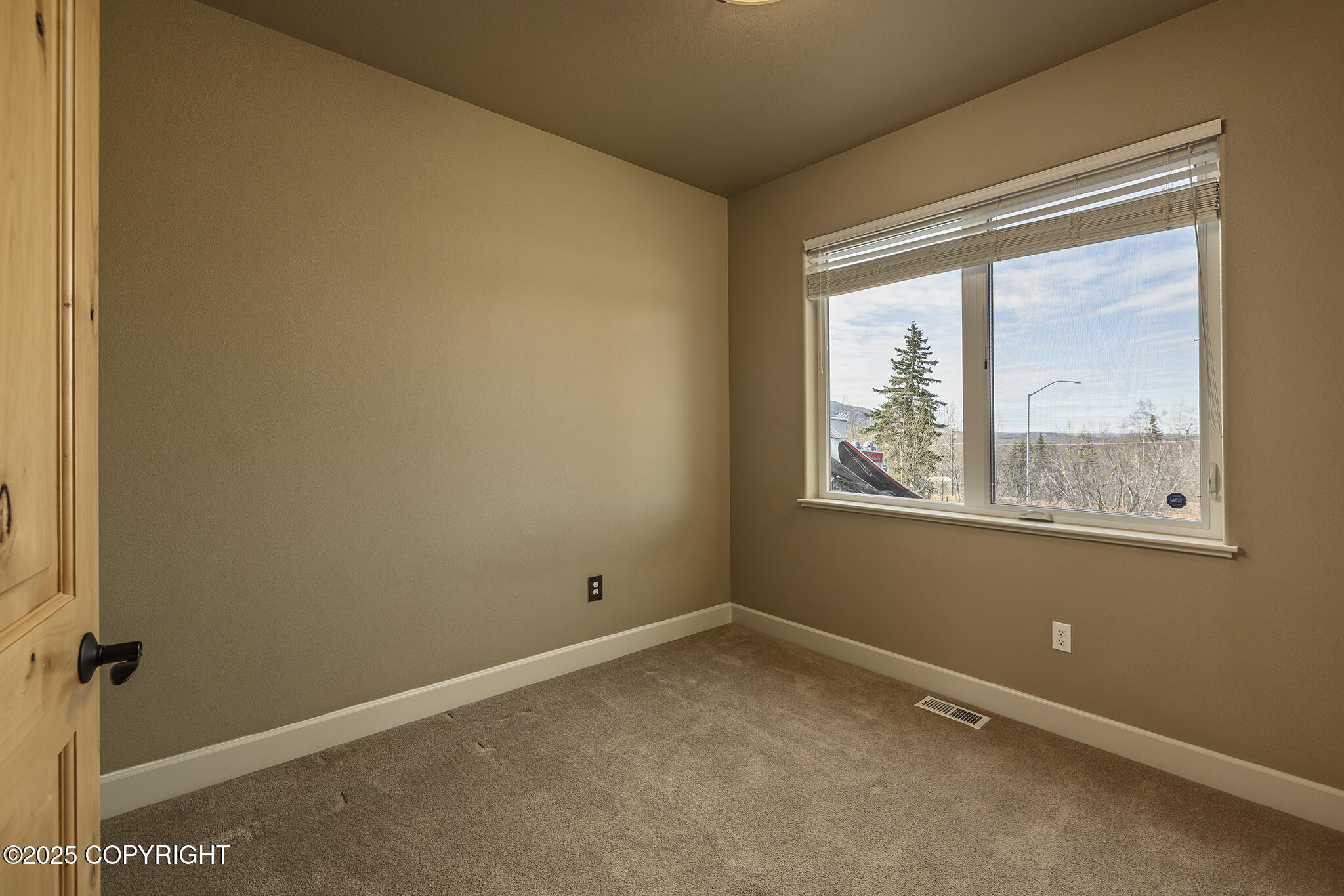 11268 Sitka Rose Circle, Eagle River, Alaska image 32