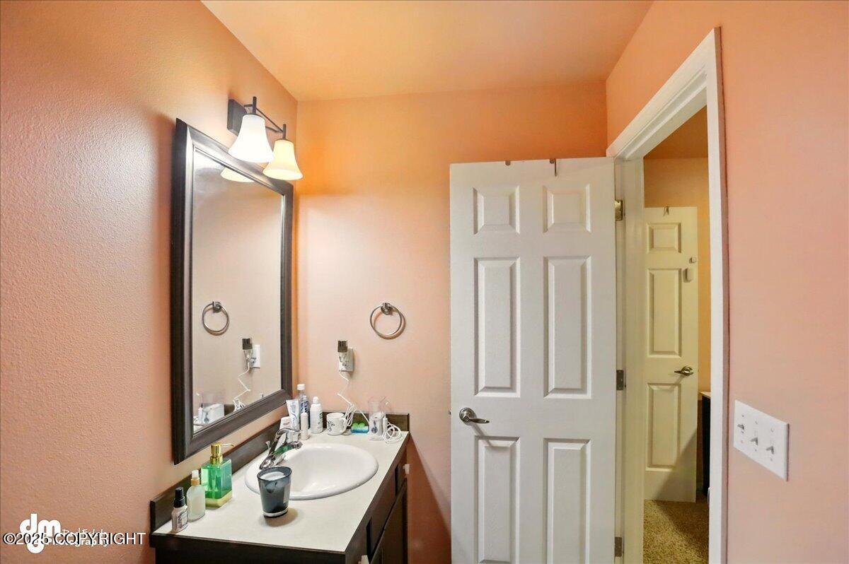 20182 Eagles Nest Court #5B, Eagle River, Alaska image 45