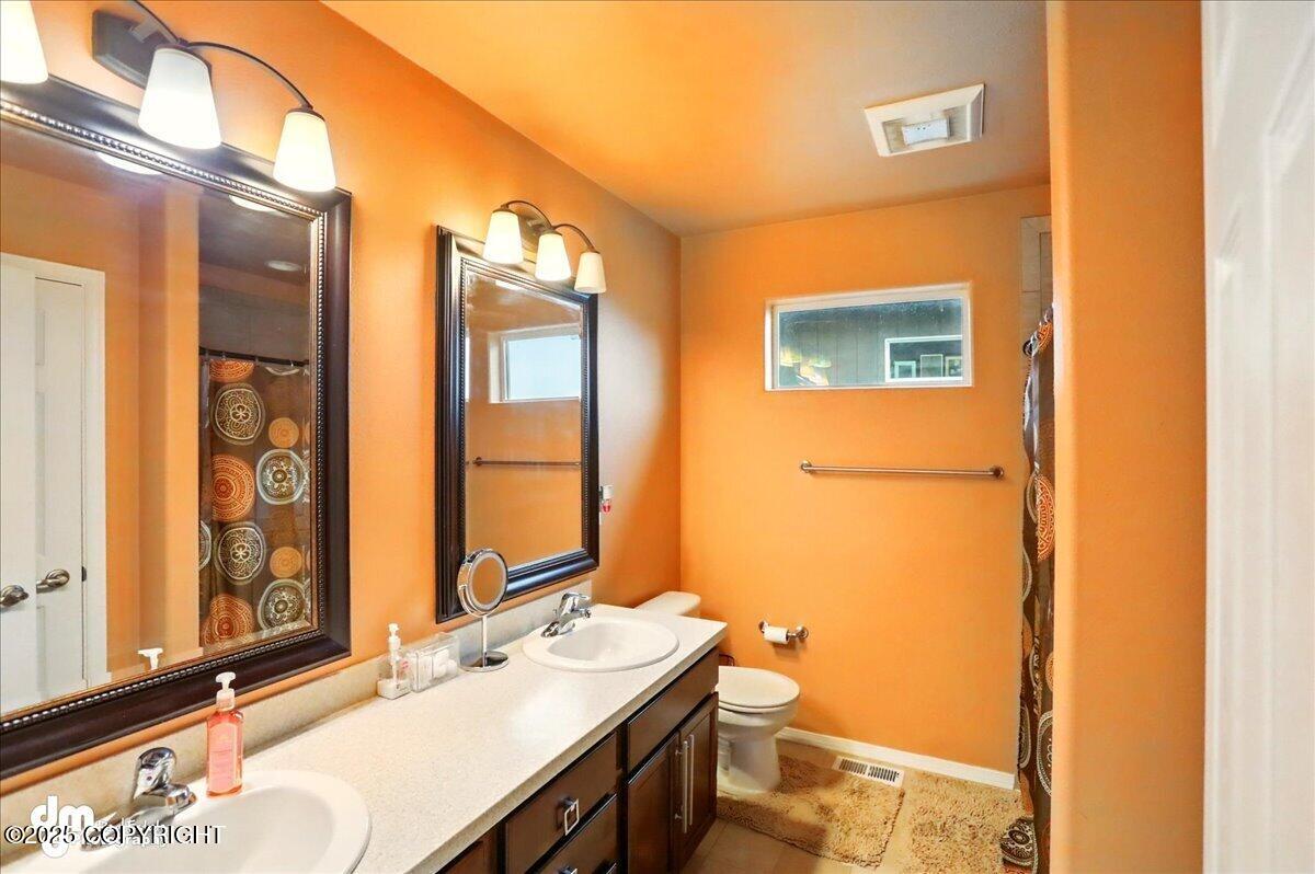 20182 Eagles Nest Court #5B, Eagle River, Alaska image 23