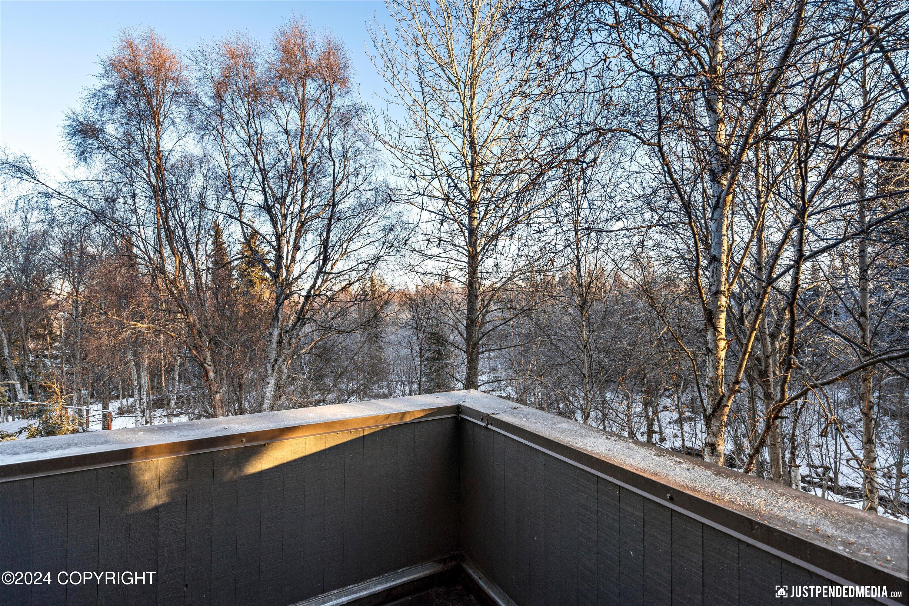 Anchorage, Alaska 99515, United States, 3 Bedrooms Bedrooms, ,3 BathroomsBathrooms,Residential,Pending,32362