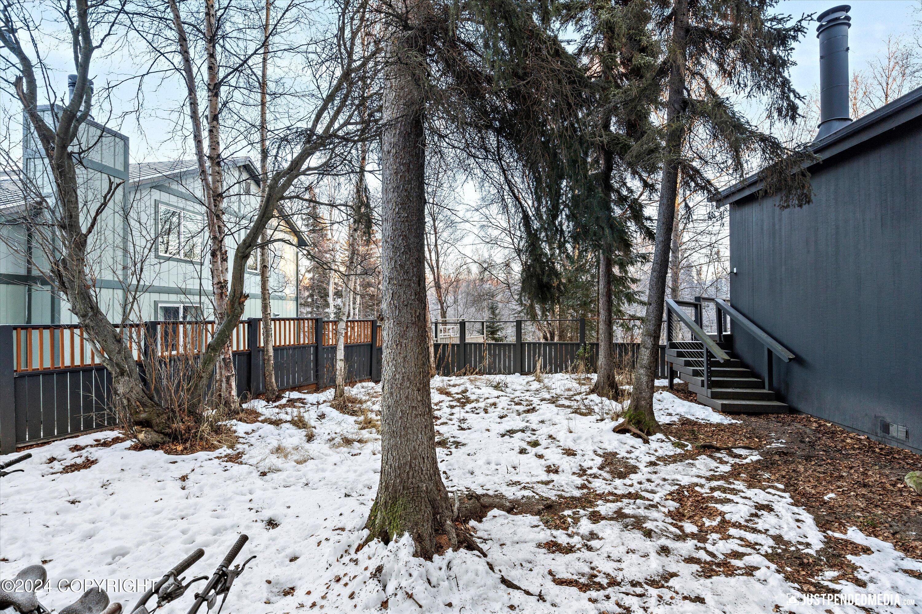 Anchorage, Alaska 99515, United States, 3 Bedrooms Bedrooms, ,3 BathroomsBathrooms,Residential,Pending,32362