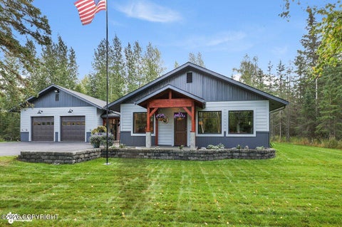 Homes For Sale - 37808 Mackey Lake Road<br/> Soldotna, AK 99669