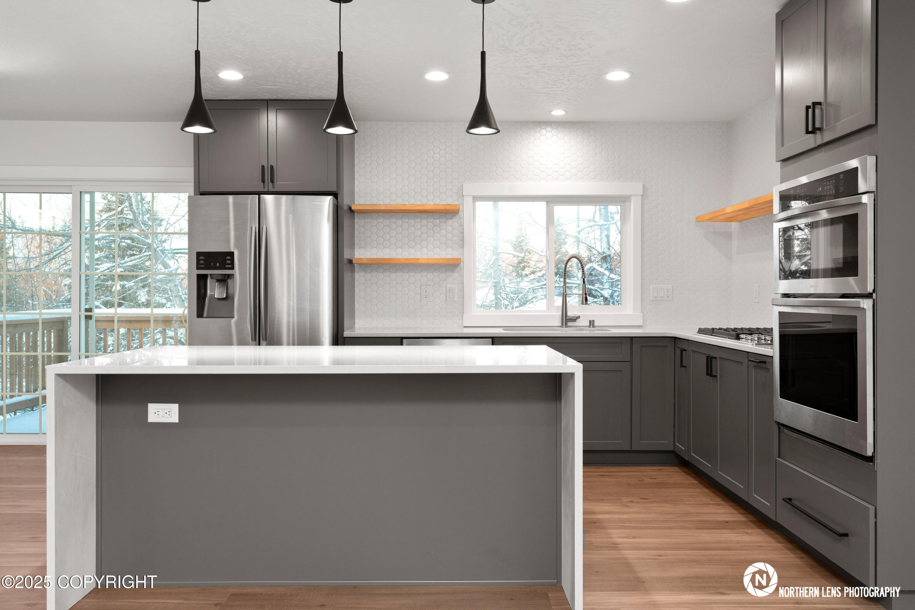 17551 Palos Verdes Drive, Eagle River, Alaska image 10