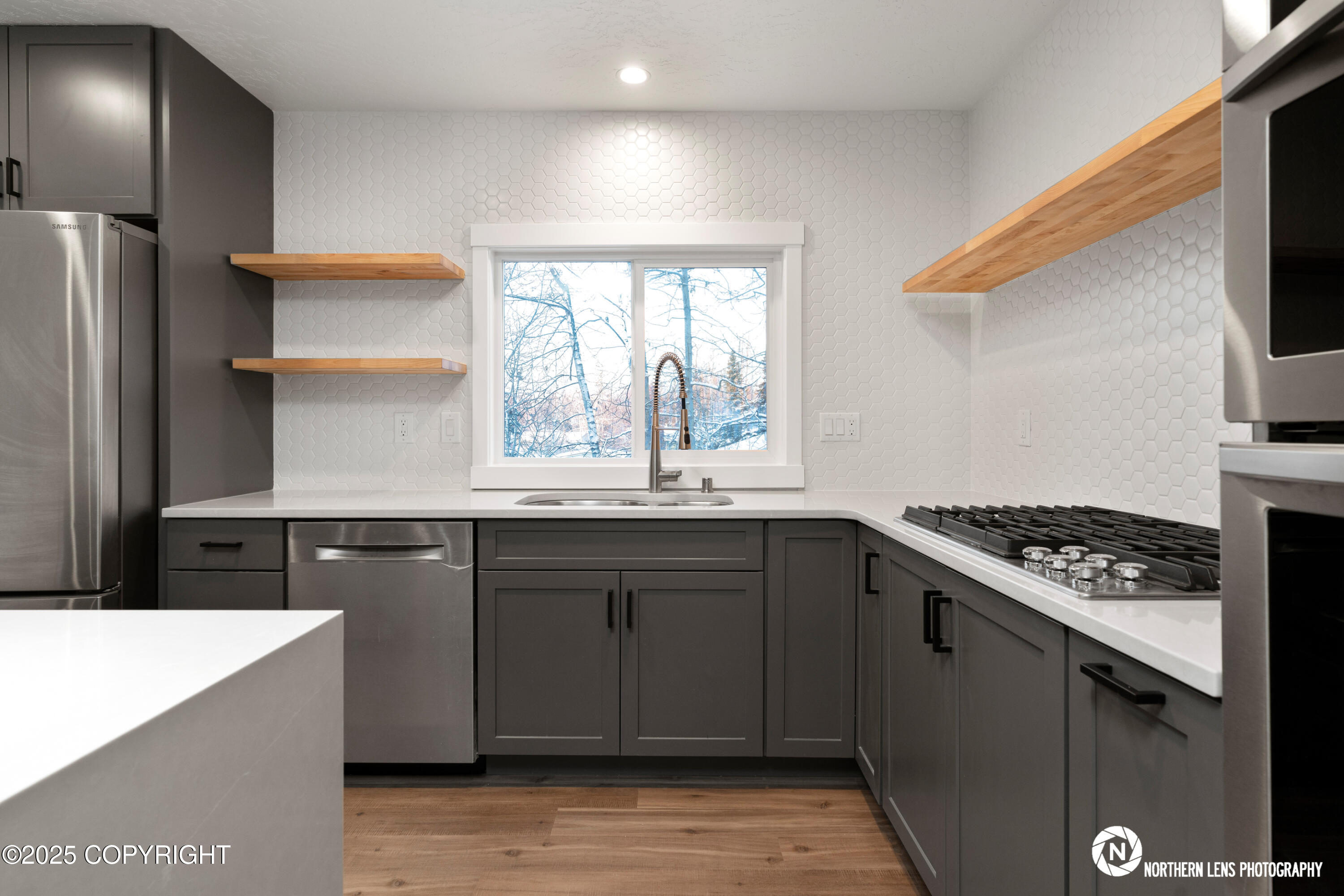 17551 Palos Verdes Drive, Eagle River, Alaska image 11