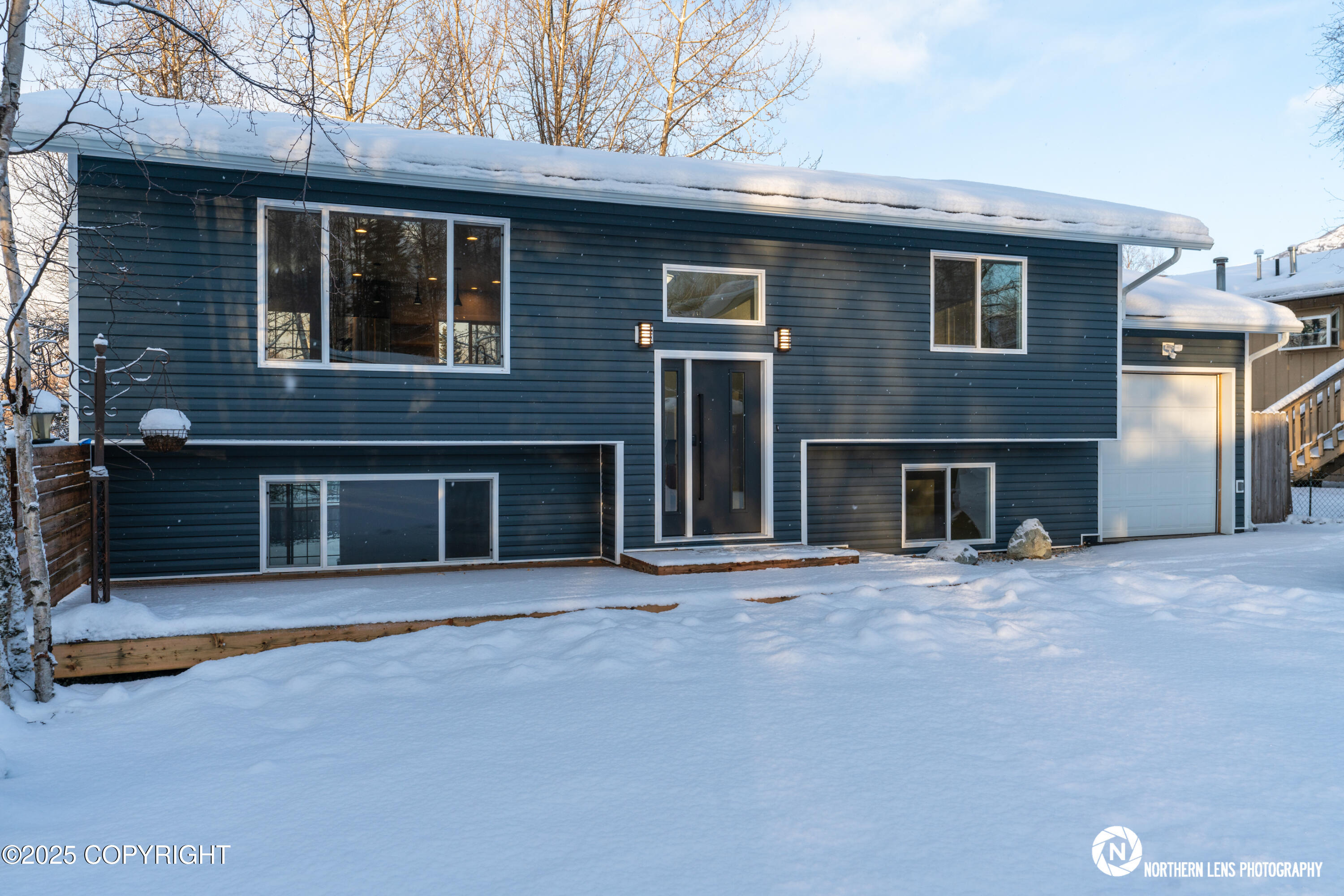 17551 Palos Verdes Drive, Eagle River, Alaska image 2