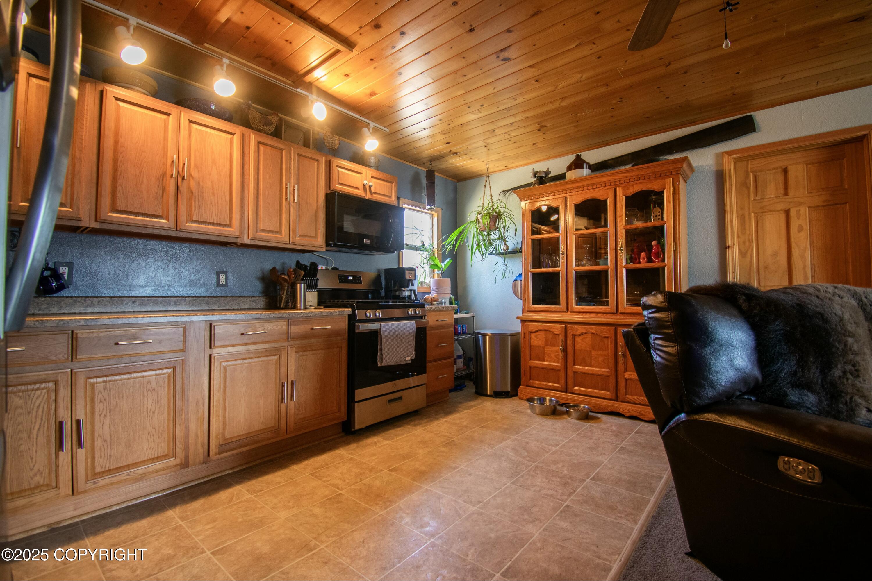 48465 Miracle Avenue, Soldotna, Alaska image 6
