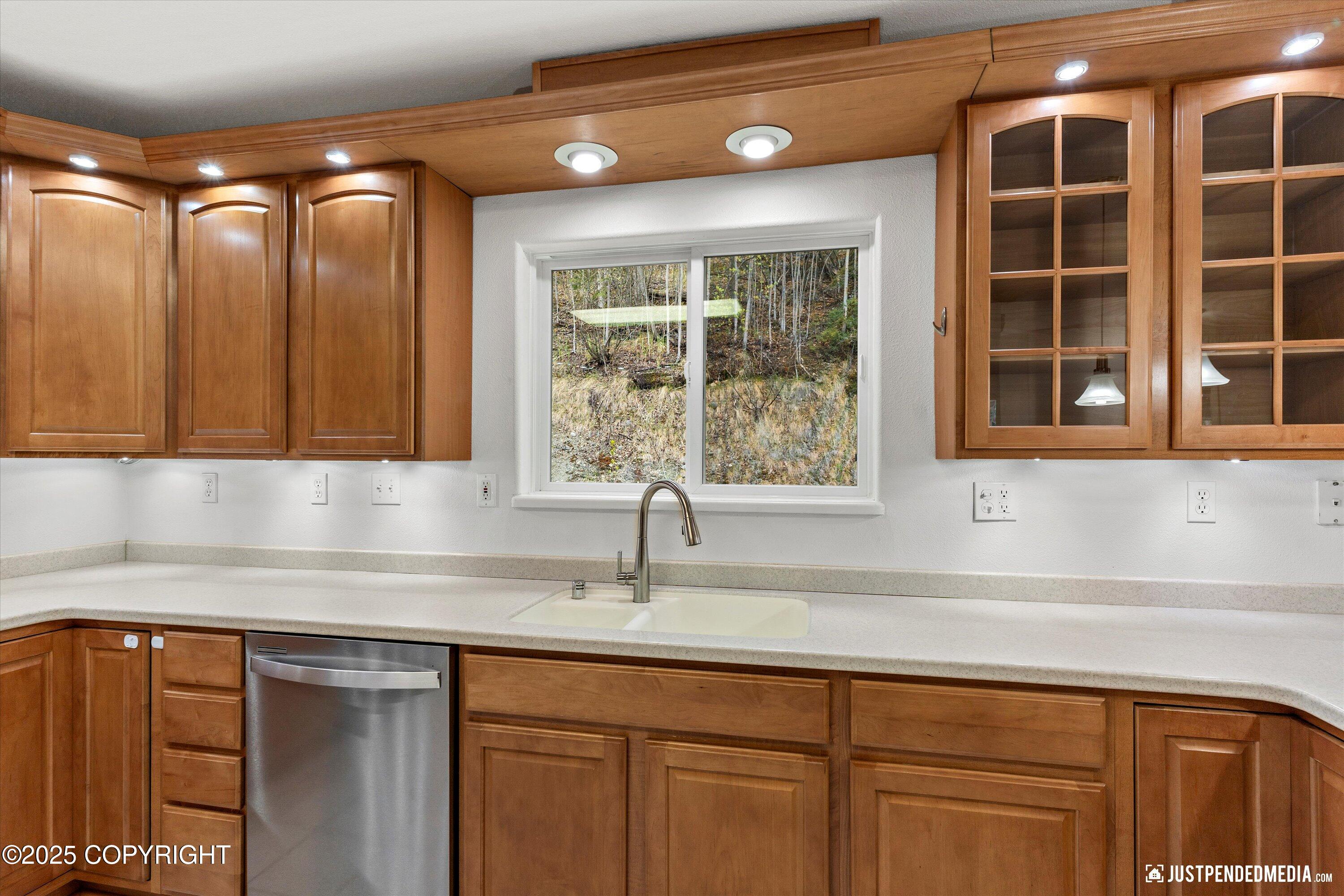 20212 Chugach Park Drive, Chugiak, Alaska image 7