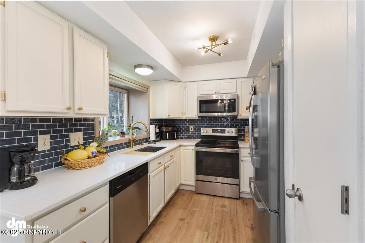 18317 N Parkview Terrace Loop, Eagle River, Alaska image 16