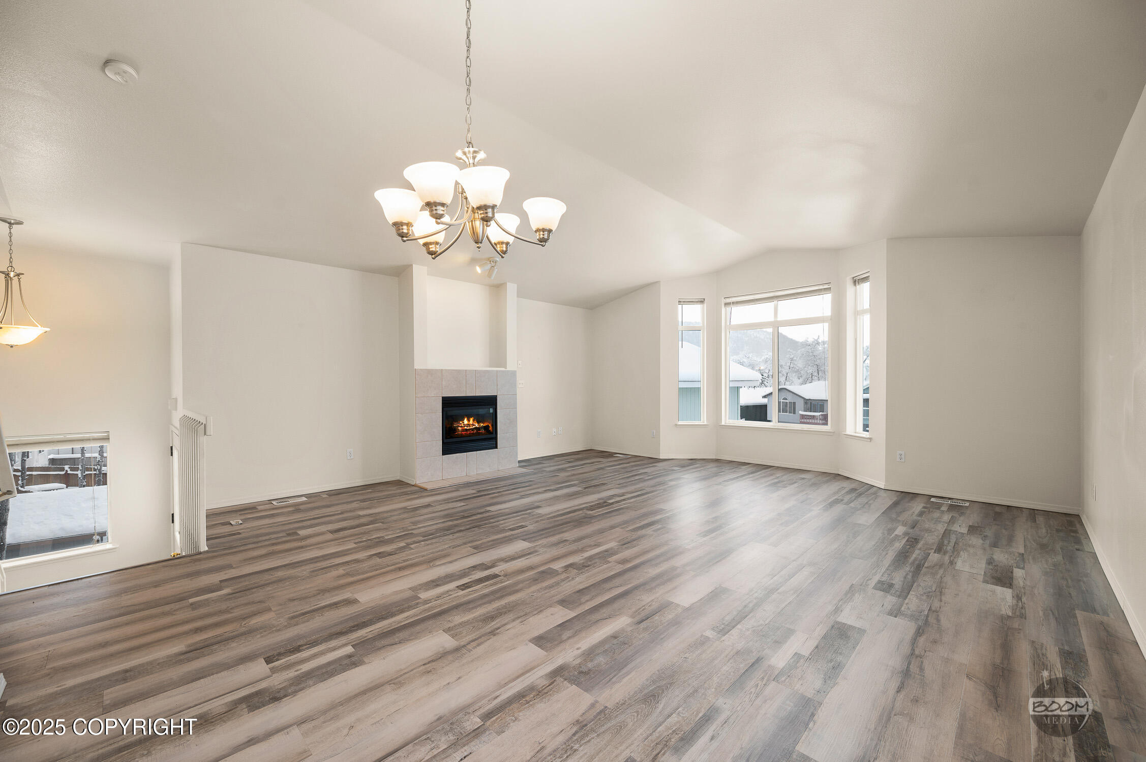 8943 Meadow Park Circle