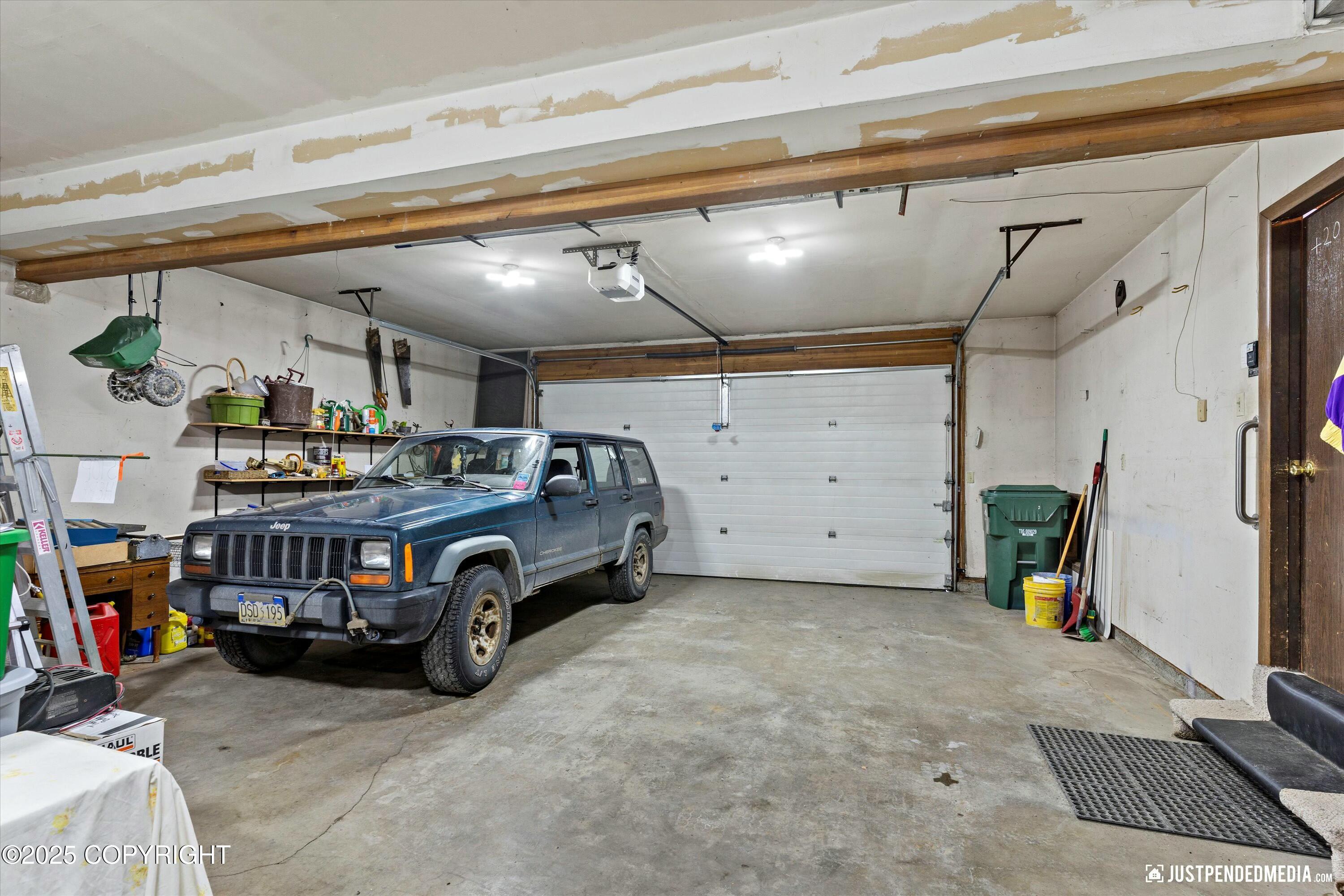 5640 Fenwick Circle, Anchorage, Idaho image 34