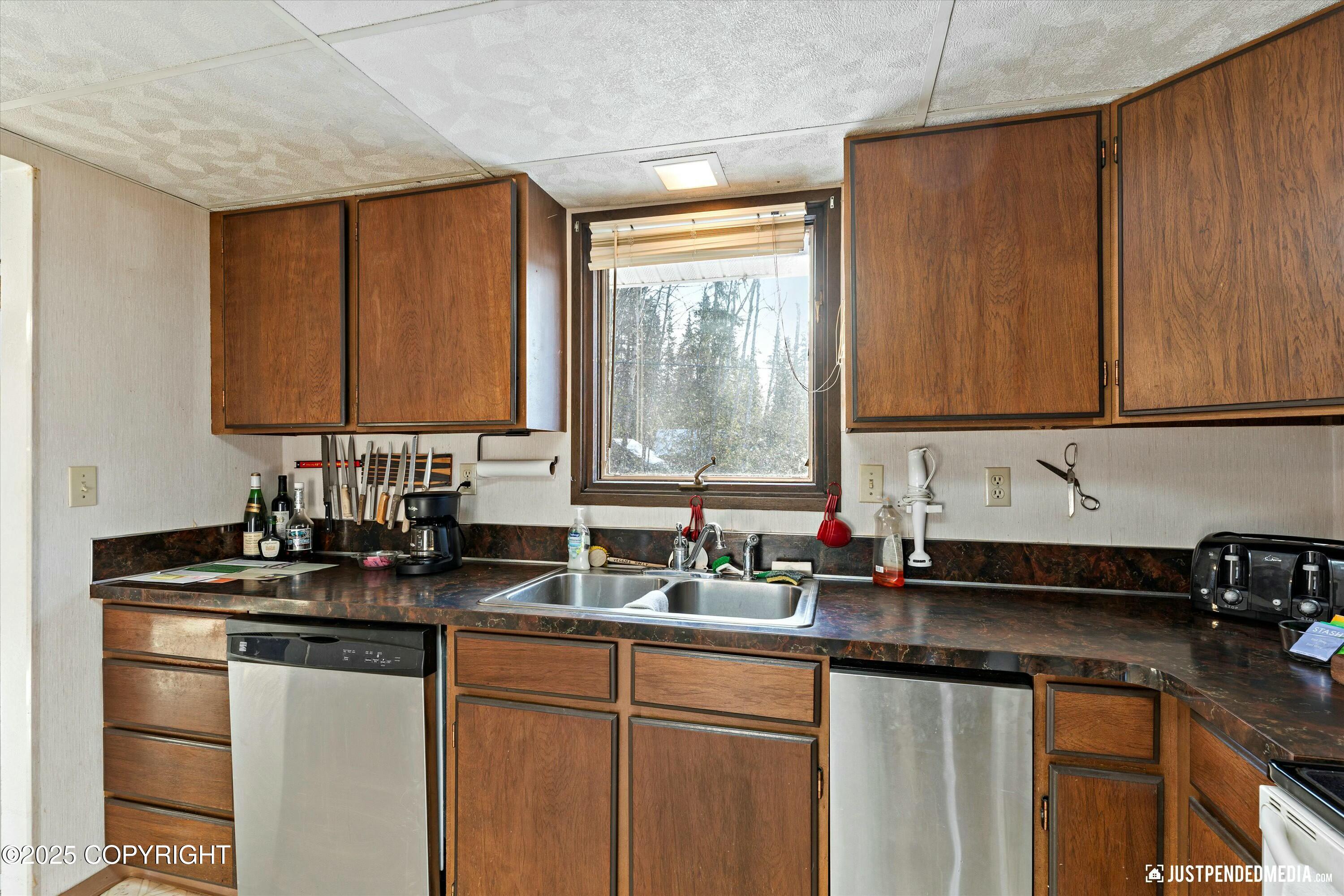 5640 Fenwick Circle, Anchorage, Idaho image 16