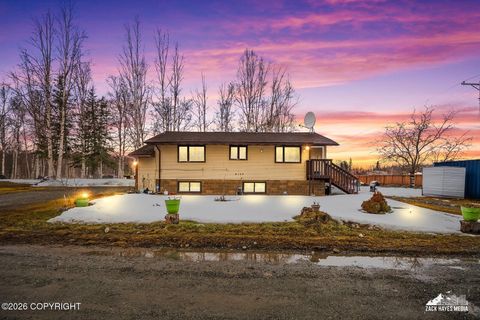 Photo of 4152 S Oscar Anderson Road, Big Lake, AK 99652 (MLS # 26-3961)