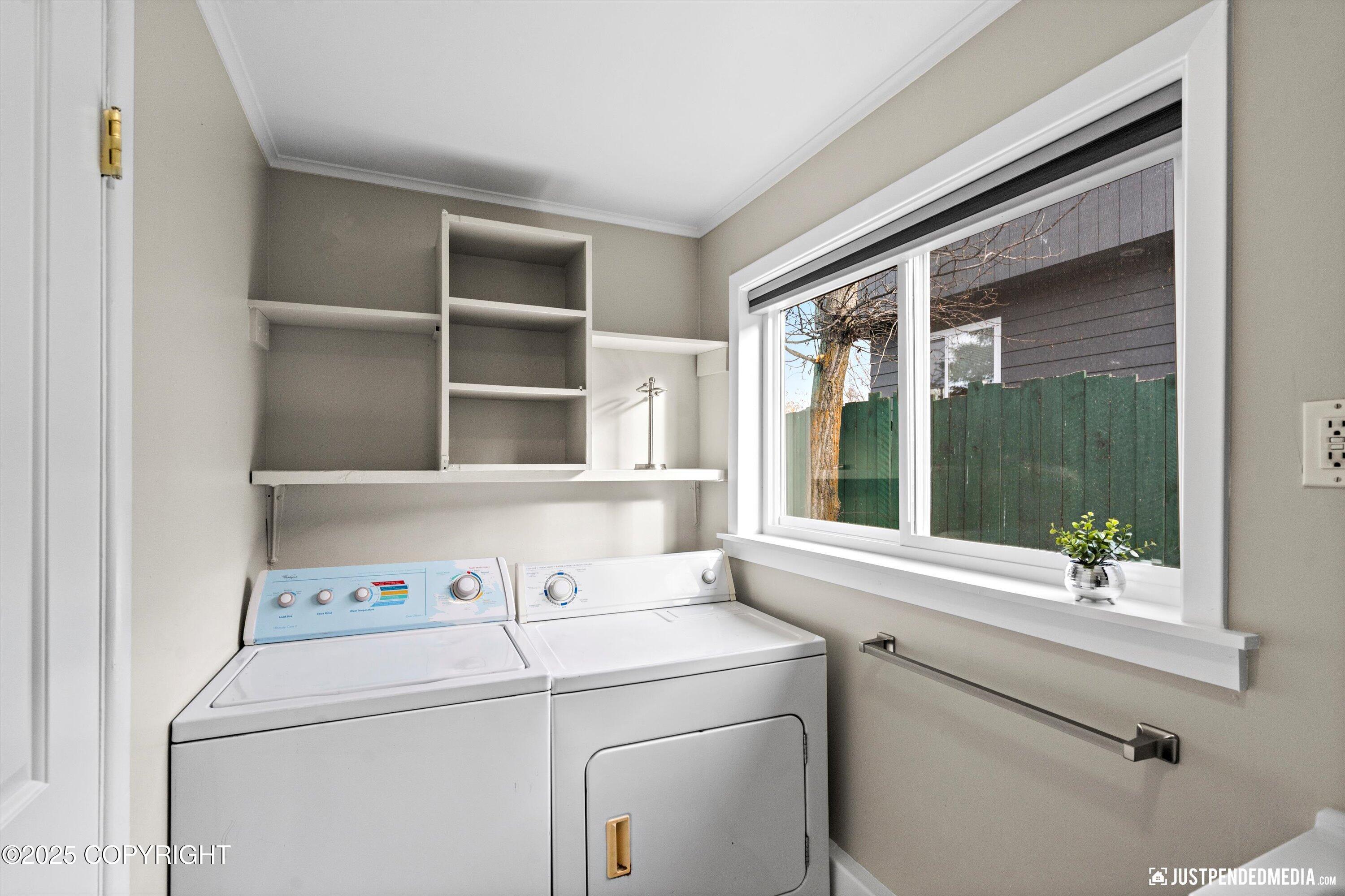 Anchorage, Alaska 99501, United States, 3 Bedrooms Bedrooms, ,2 BathroomsBathrooms,Residential,Active,225599