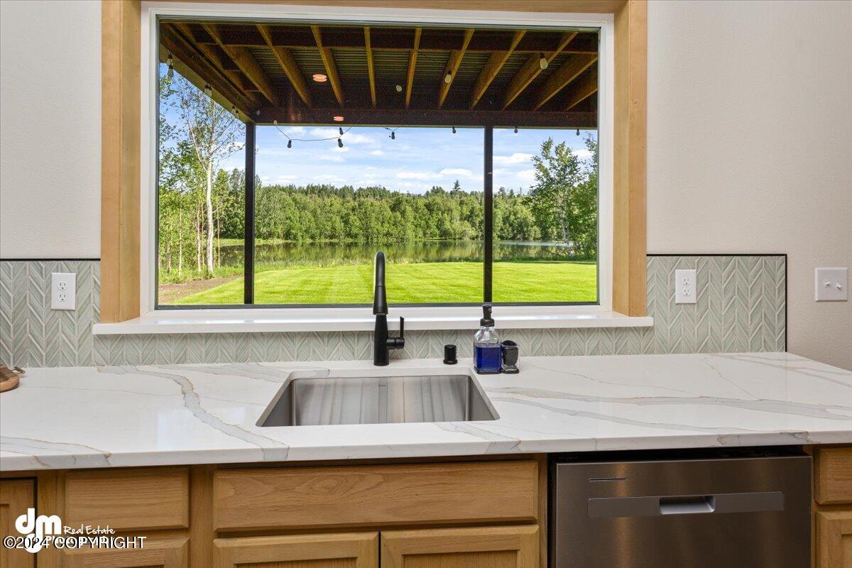 555 S Lower Road, Palmer, Alaska image 33
