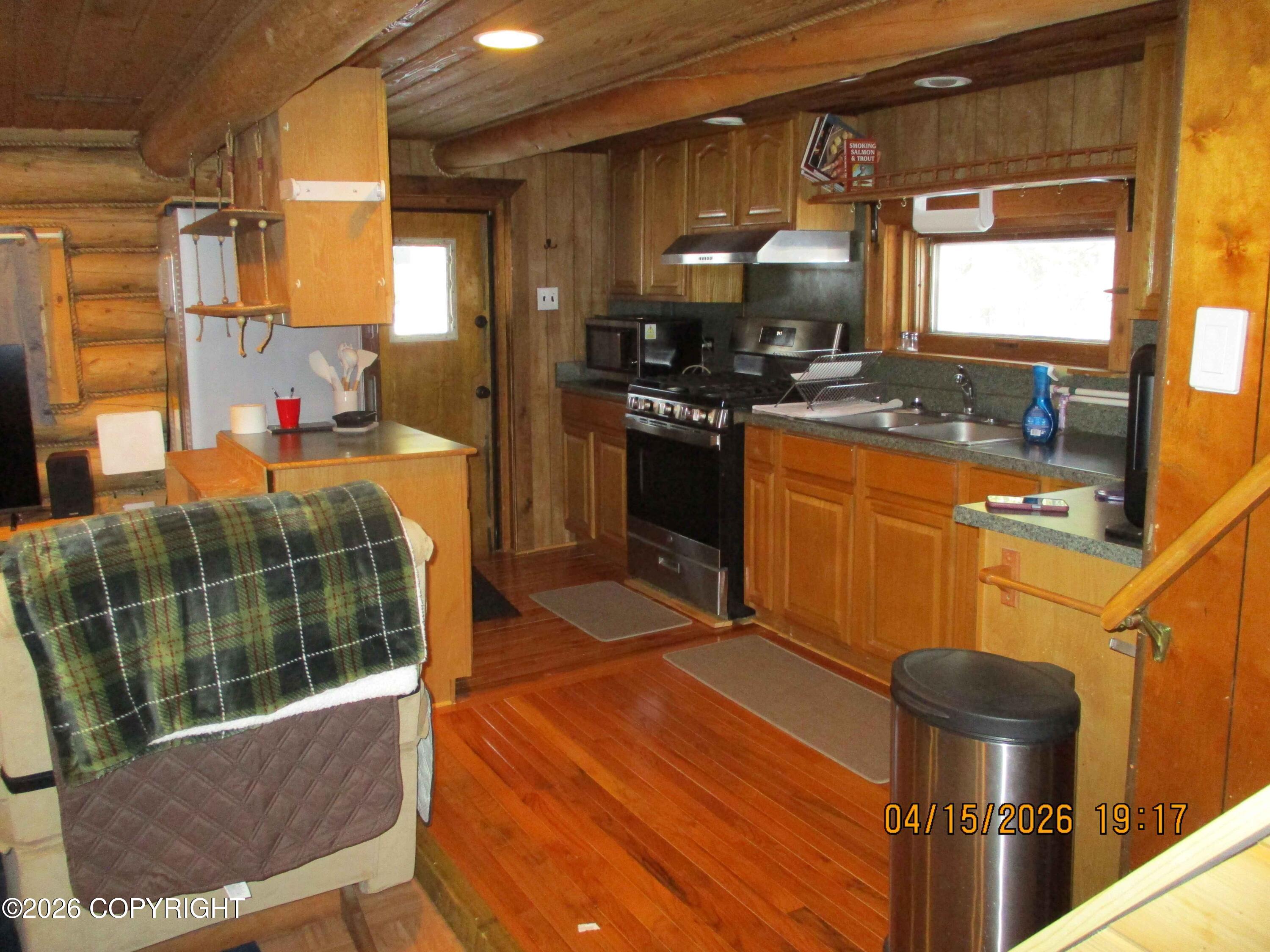 2H Midnight Sun Drive