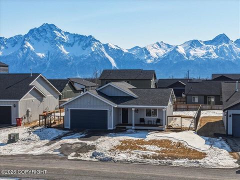 Homes For Sale - 1031 E Mountain Peak Loop<br/> Palmer, AK 99645