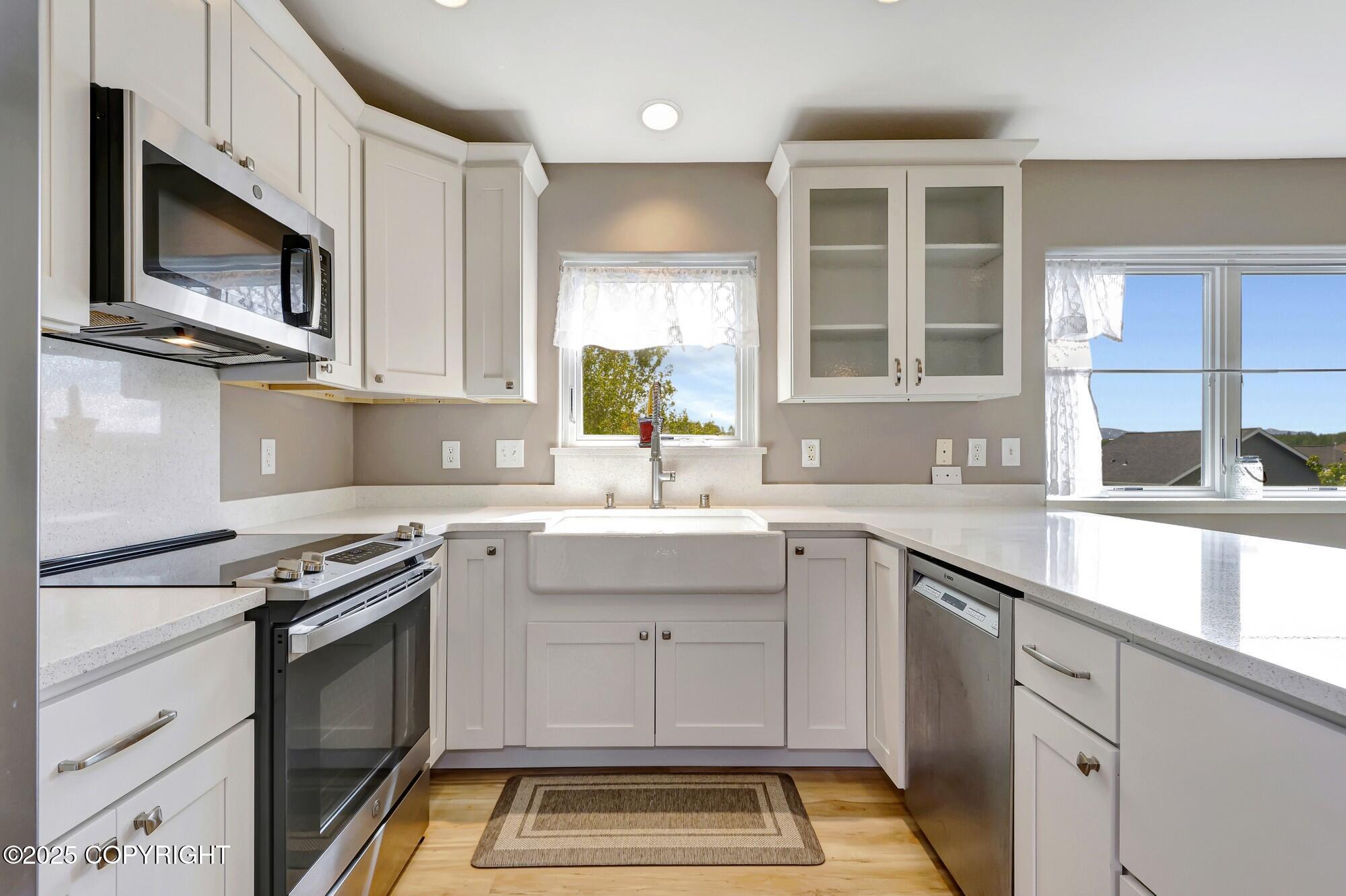 5893 Kenai Fjords Loop, Anchorage, Alaska image 17
